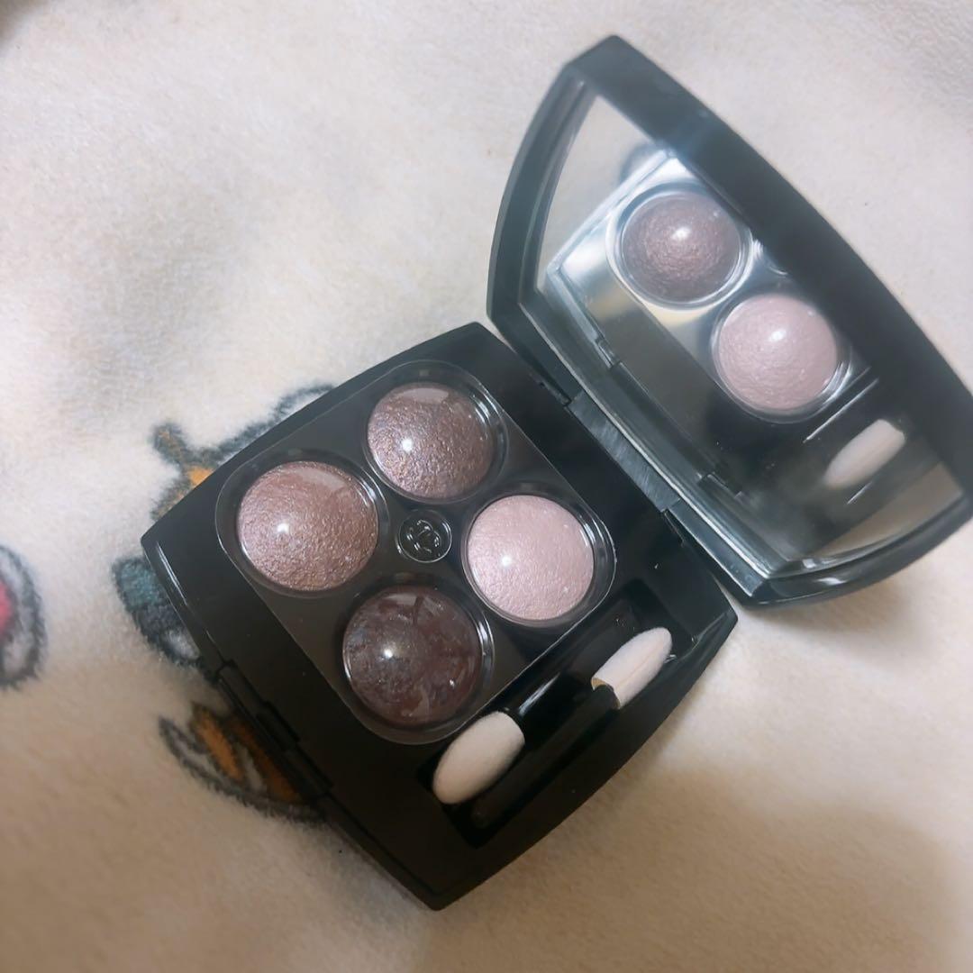 CHANEL レキャトルオンブル アイシャドウ 226