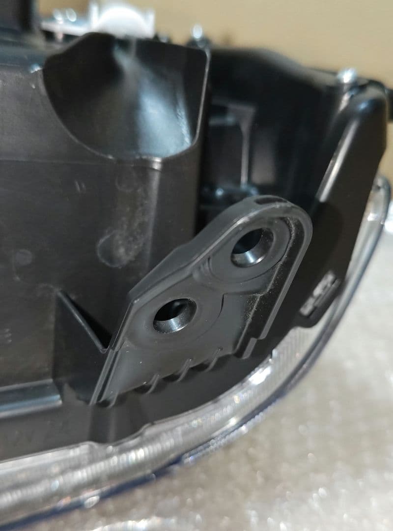 新車外し品　エブリィ DA17w LEDヘッドライト 左右 ブラック仕様