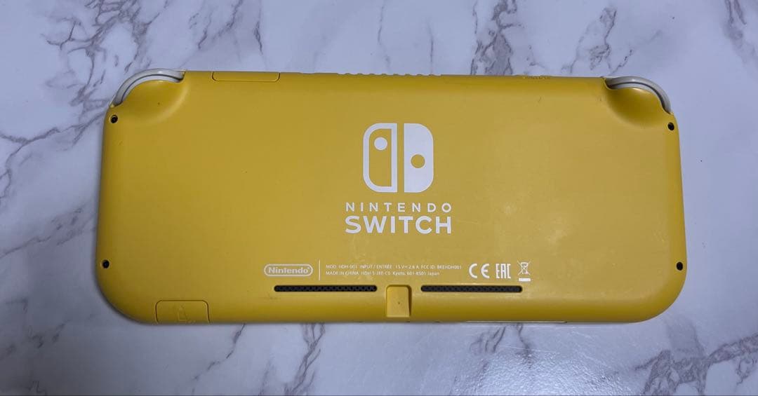 Nintendo Switch Lite イエロー本体のみ、SDカード付き