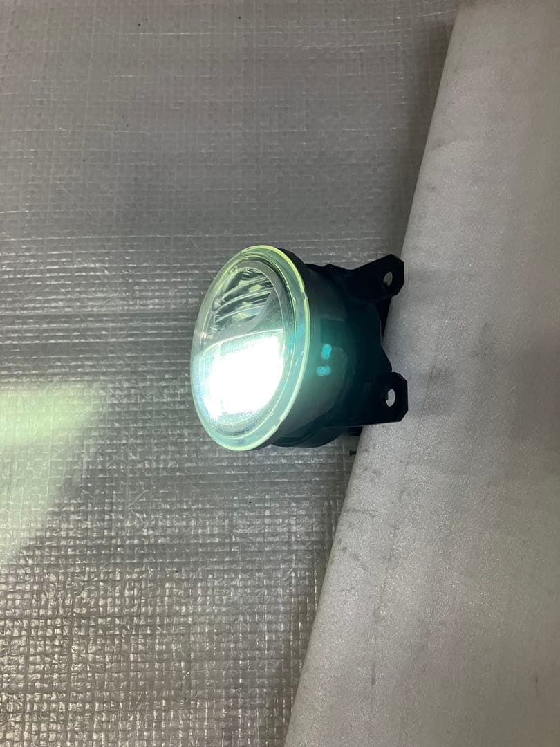 ♦︎ダイハツ★タントカスタムLA600S純正オプション LEDフォグランプ★
