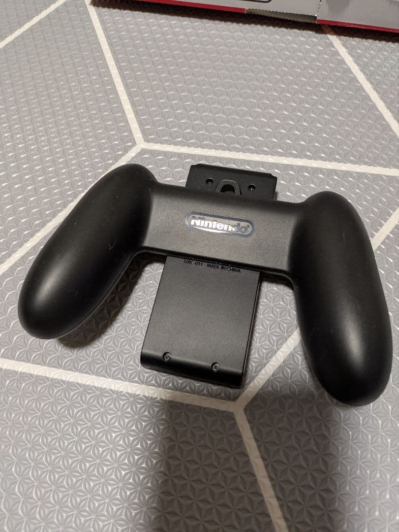 Nintendo Switch 本体 グレー 　2022年購入　ケース付き