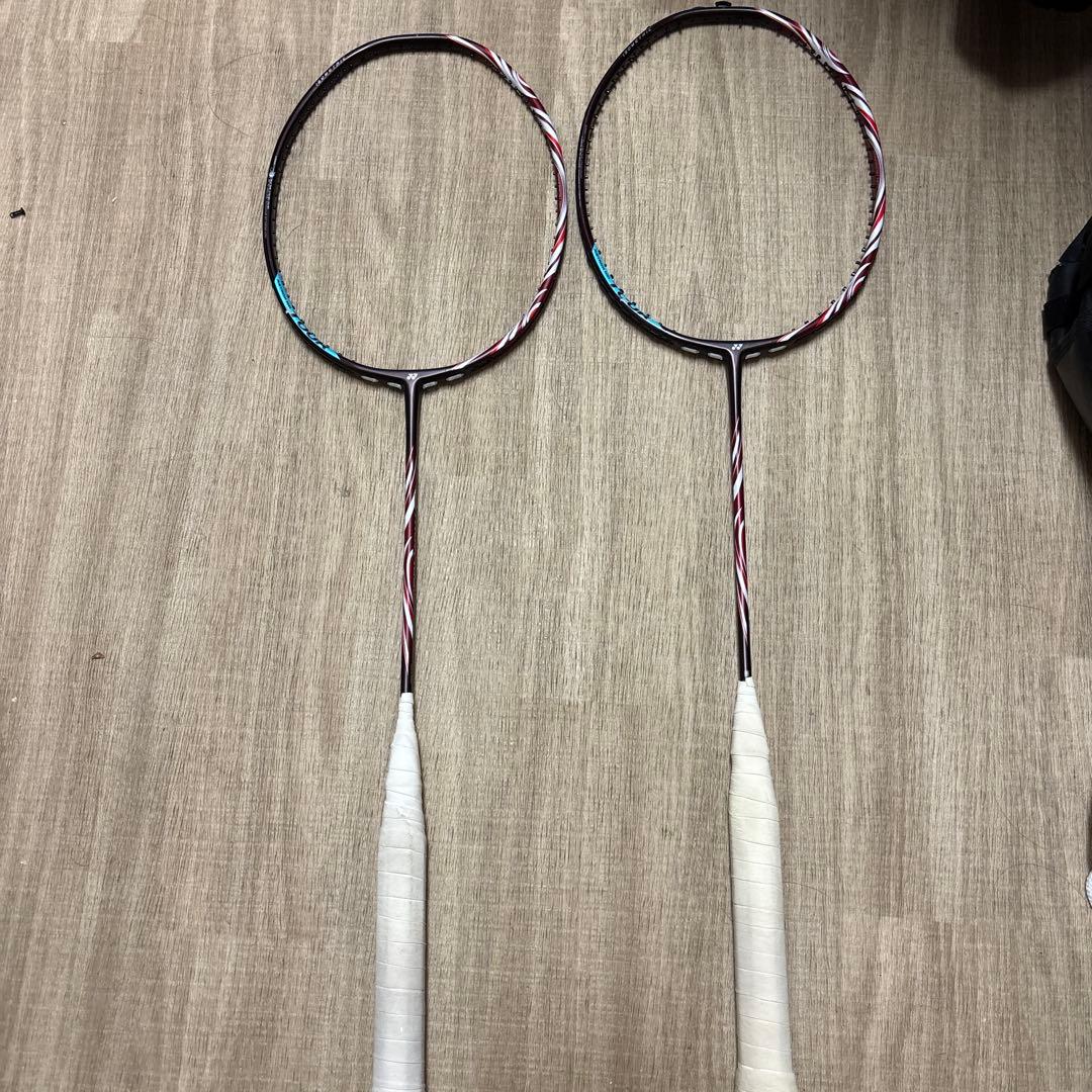 バドミントンラケット アストロックス100TOUR ジャンク品　　×2