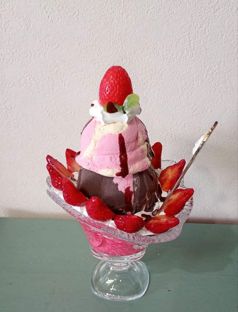 みるく♡ショップ　パフェ3つ
