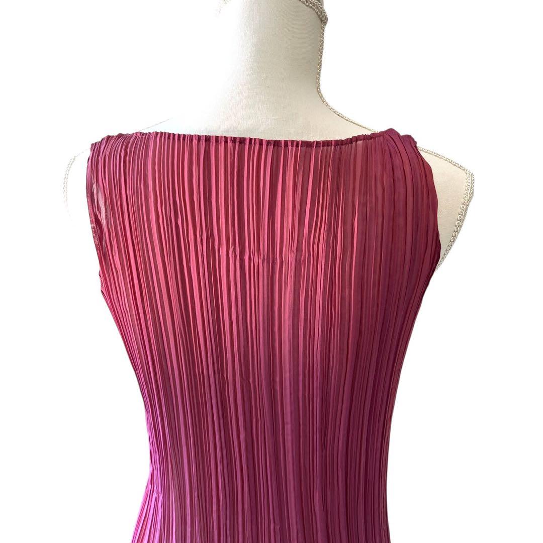 美品✨ISSEY MIYAKE ノースリーブワンピース【M】プリーツ D186