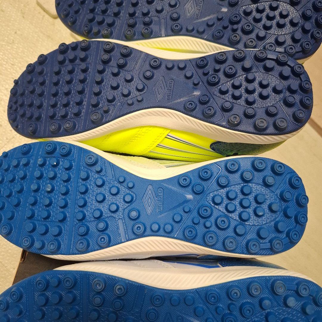 umbro サッカーシューズ イエロー/ホワイト