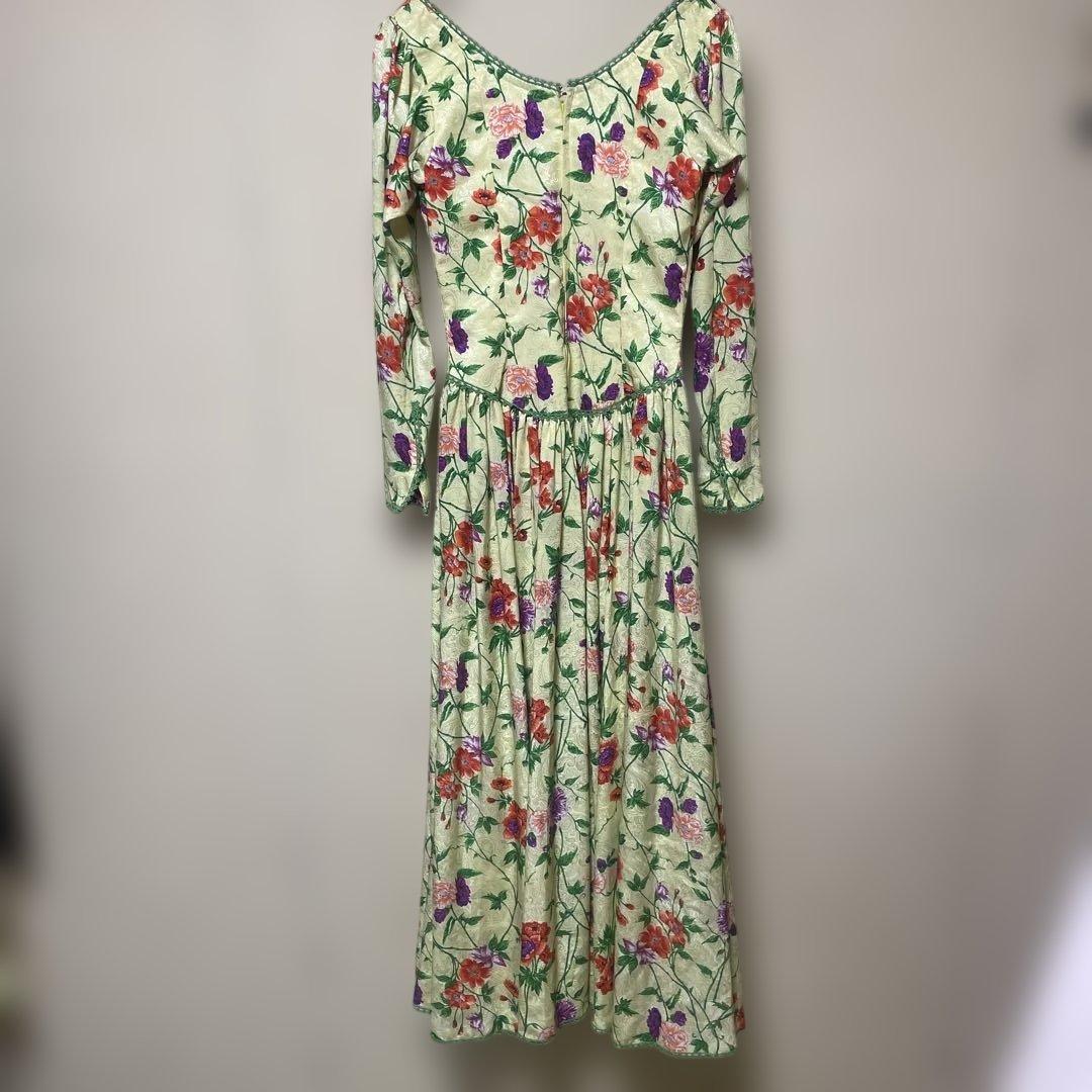 可愛い♡フラメンコ衣装　花柄 黄色 緑色 長袖