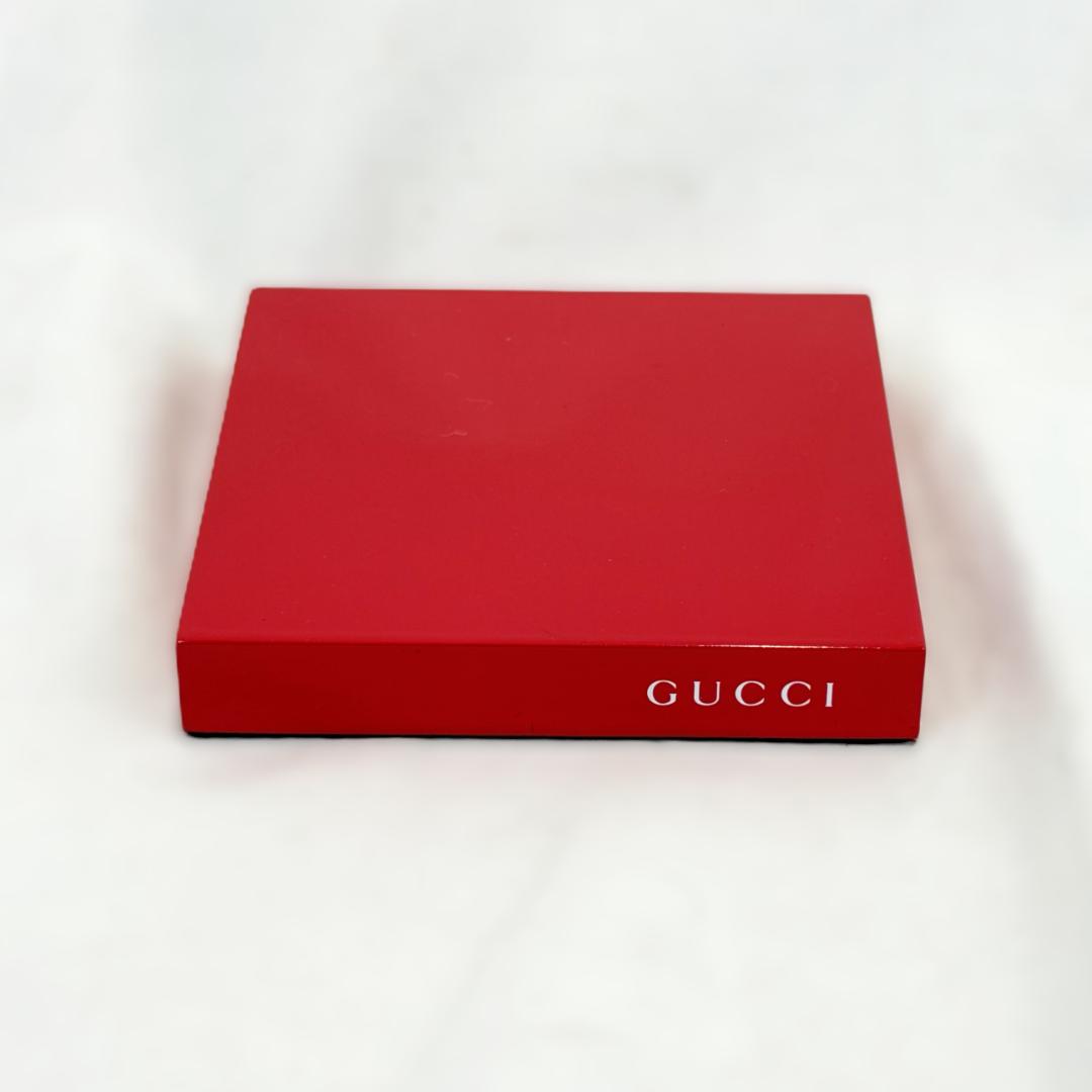 グッチ GUCCI メンズ用什器 ディスプレイ 緑 赤 台