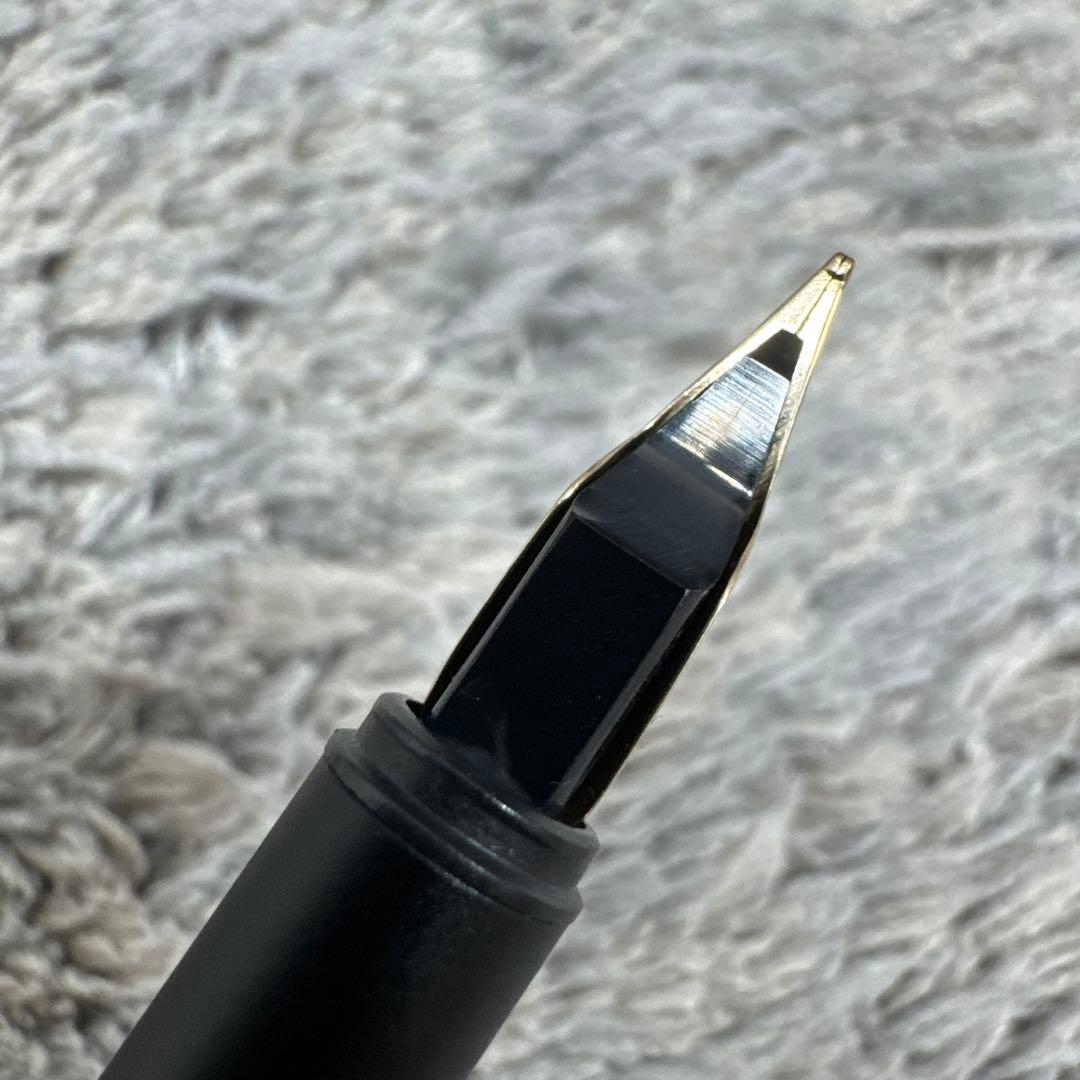 MONT BLANC モンブラン 万年筆 ブラック × ゴールド ホワイトスター