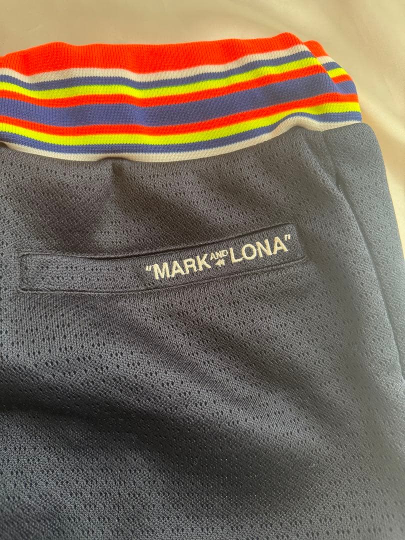 MARK&LONA スカート ゴルフウェア スカル 刺繍 36 レディース