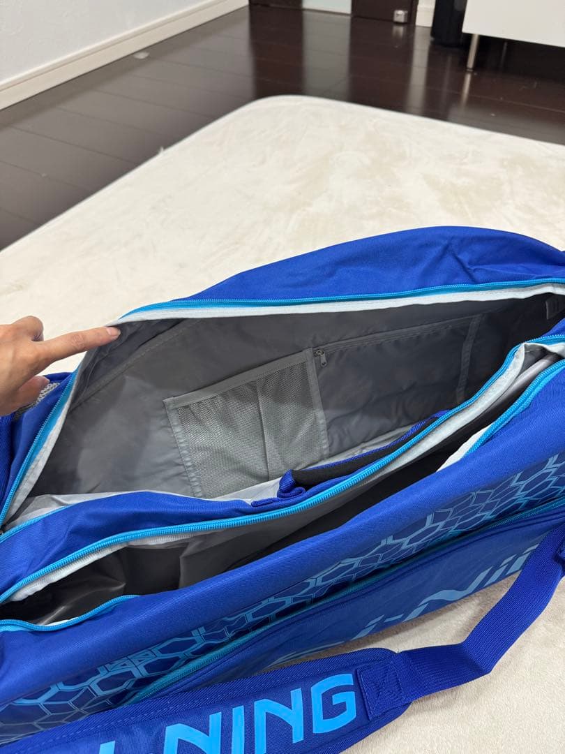 《最終価格》Li-Ning バドミントンバッグ 青 新品未使用