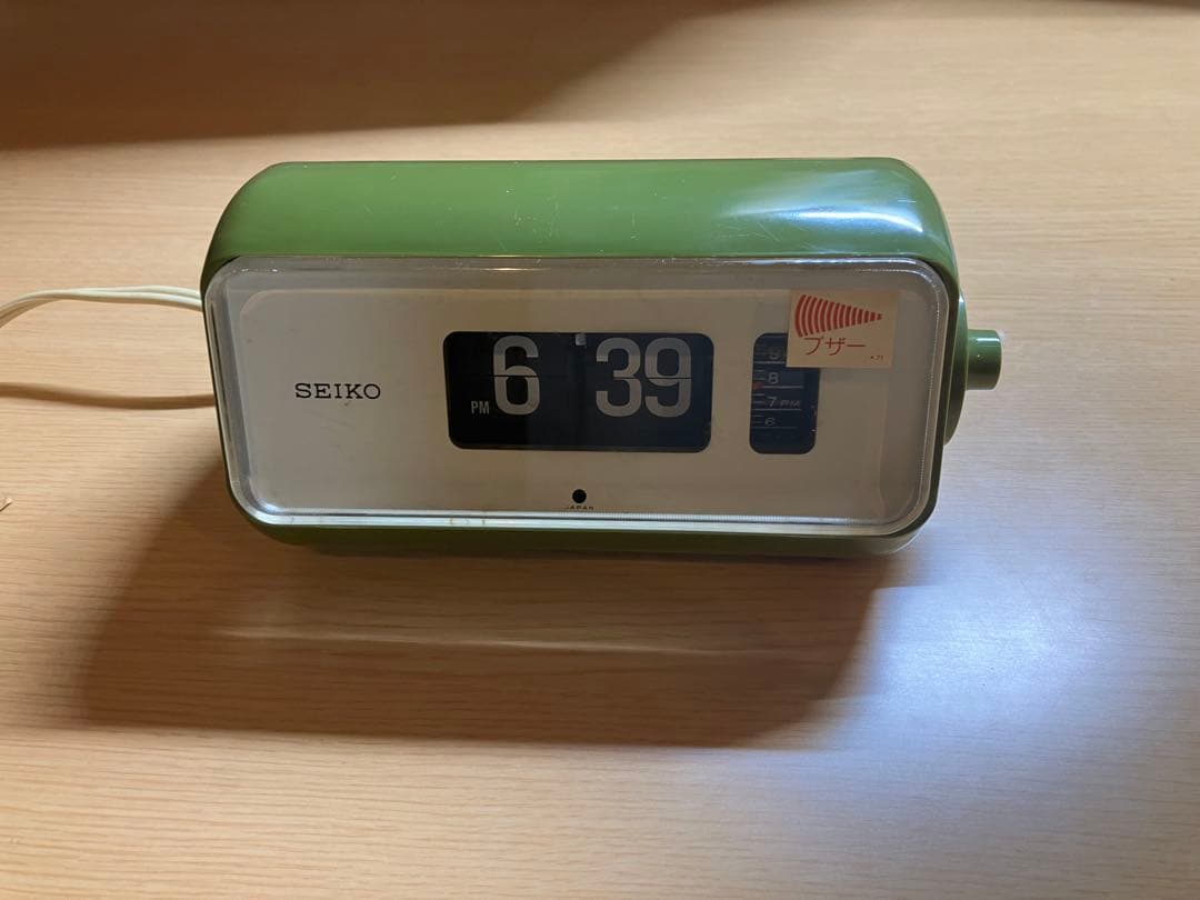 SEIKO DP-644 オリーブ（白）パタパタ時計
