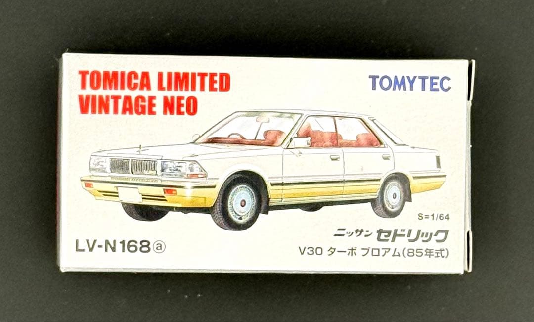 【新品】TOMICALIMITEDVINTAGENEOニッサンセドリック Y30