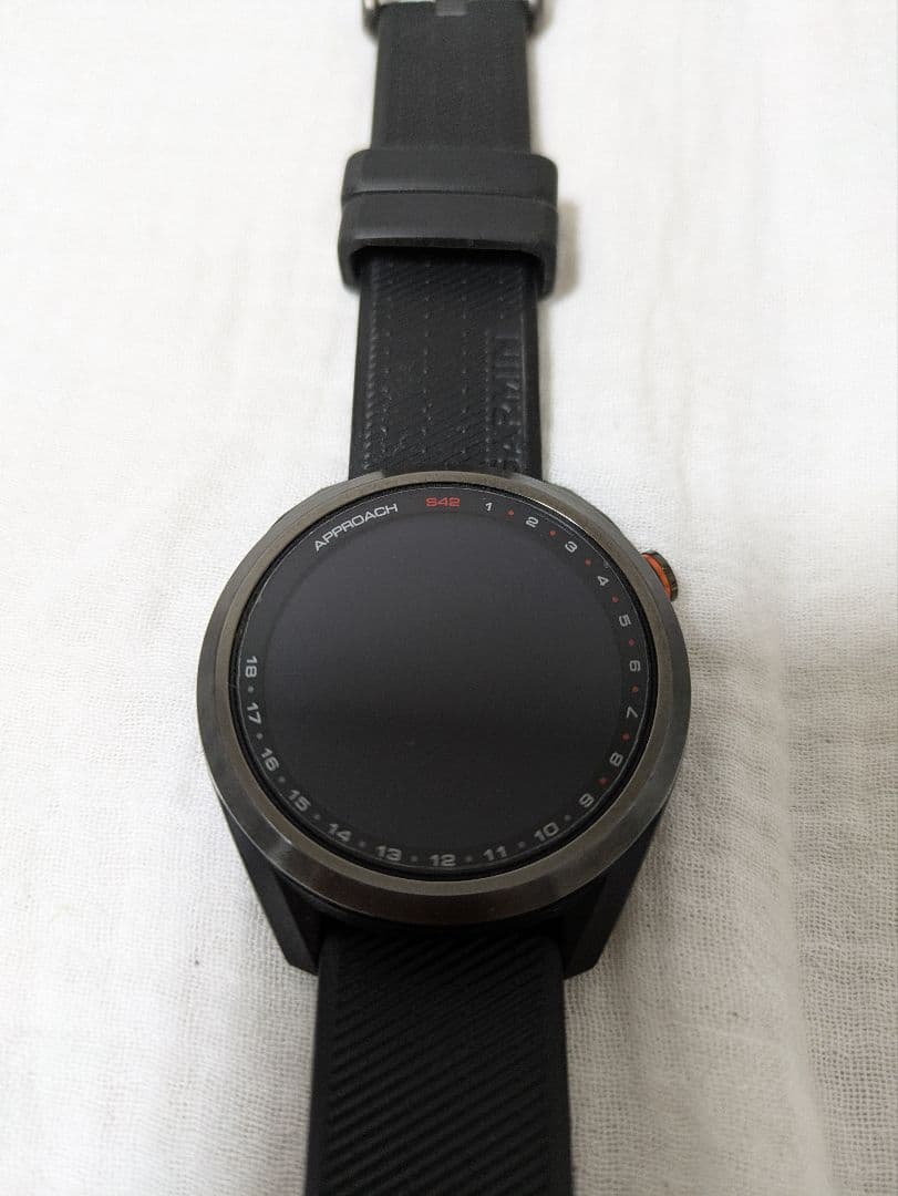 GARMIN APPROACH S42 GPSゴルフナビ　ガーミン