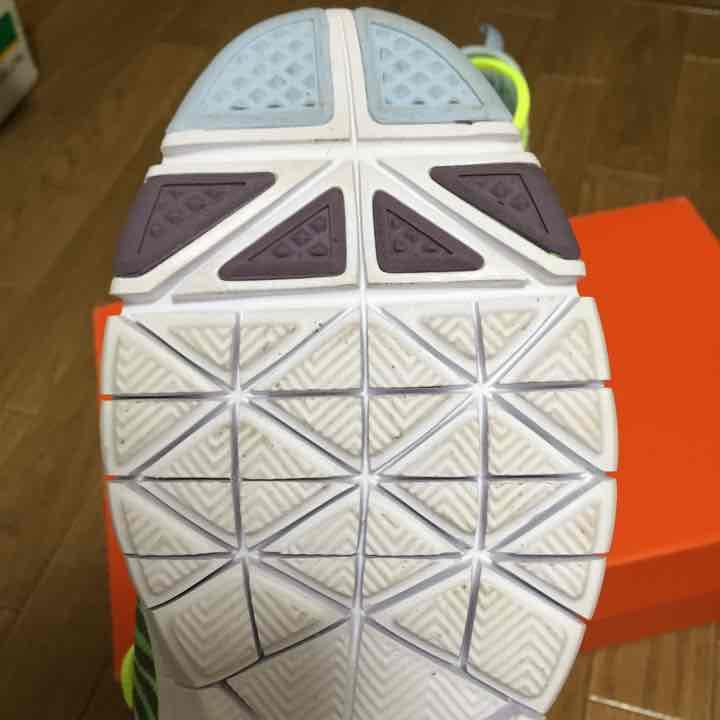 ウエイトトレーニング WMS NIKE FREE 5.0 TR FIT 4 PRT