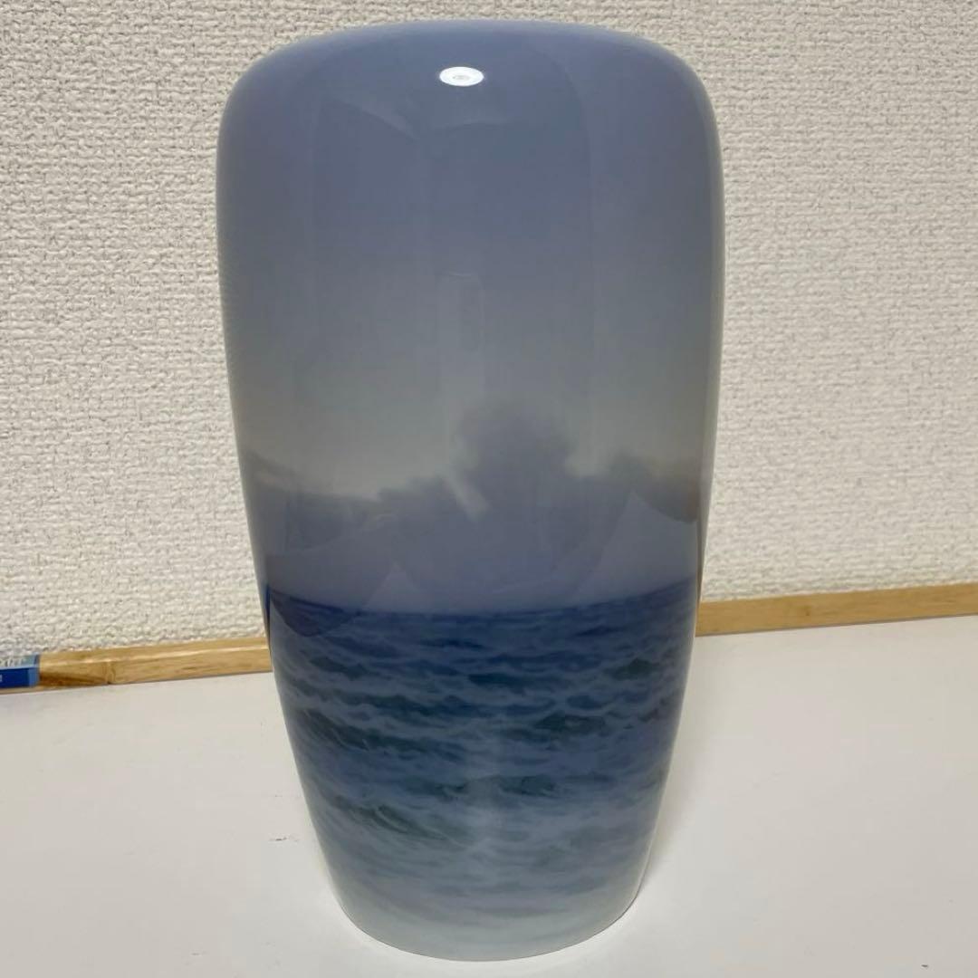 ・花瓶・航走するyacht・陶器製・１９cm・ ・
