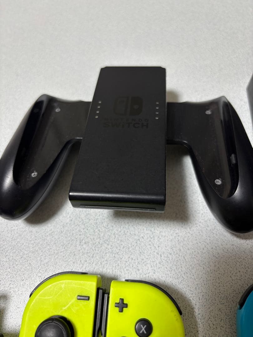 Nintendo Switch 本体 赤/青/黄 付属品あり
