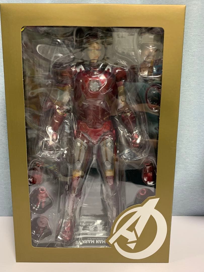 アイアンマン・マーク7 ムービー・マスターピース 1/6 アクションフィギュア