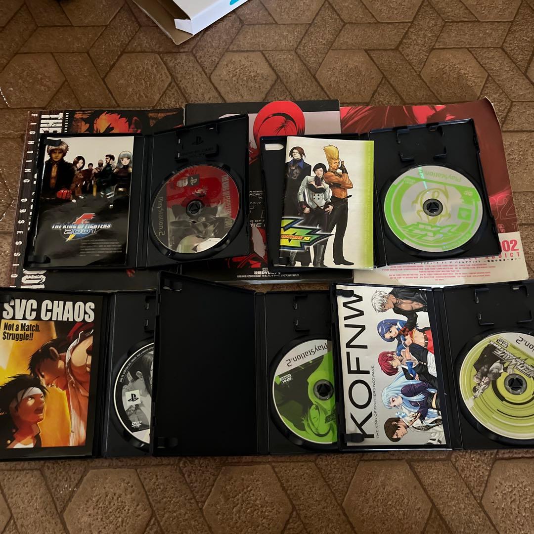 KOF 2001, 2003 、
XⅠ、NEOWAVE 、SVC 攻略本3冊