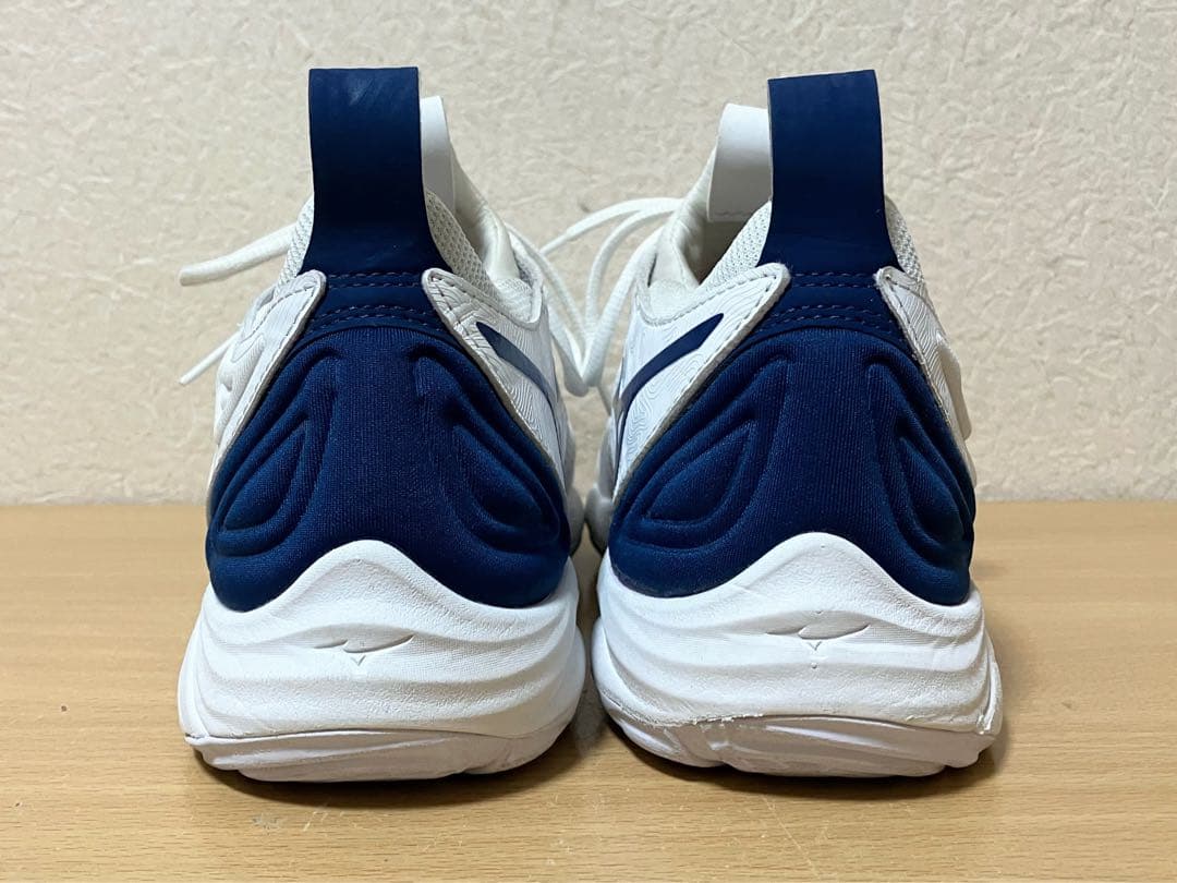 ★MIZUNO WAVE MOMENTUM 3 ミズノ ウエーブモーメンタム 3