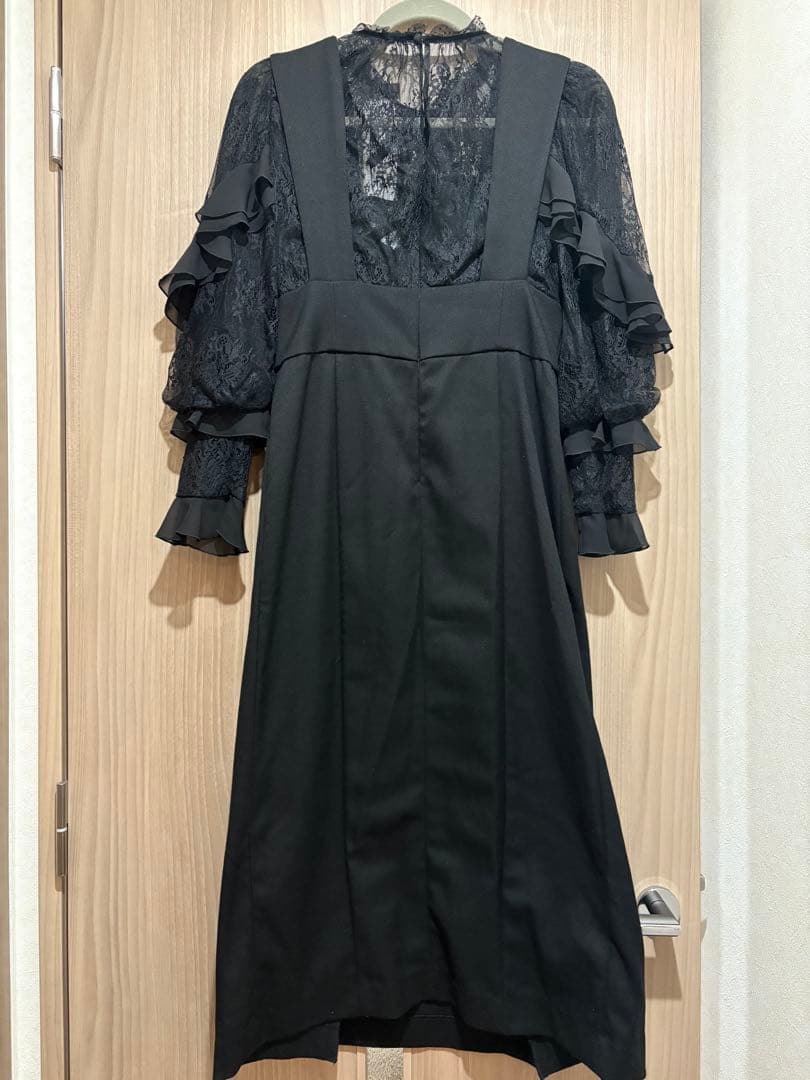 ワンピース Her lip to Lace-Trimmed Bella Midi Dress