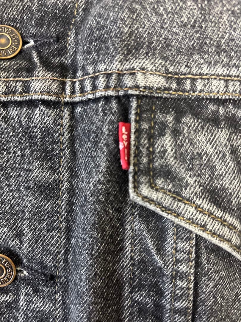 70503 Levi's デニムジャケット Lサイズ　先染め　ブラック