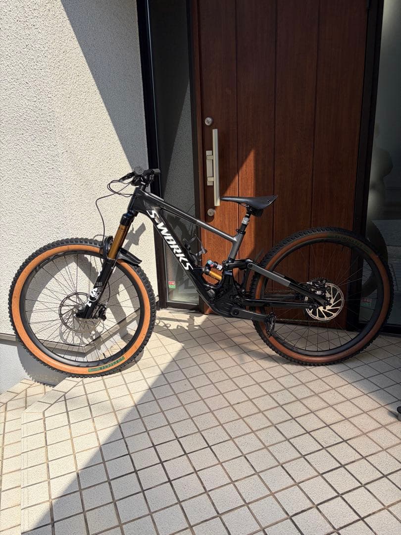 スペシャライズドS-Works KENEVOカーボンフルサス E-MTB