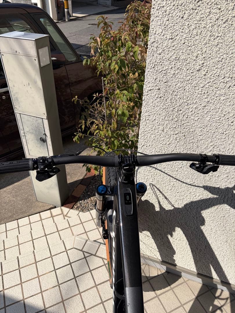 スペシャライズドS-Works KENEVOカーボンフルサス E-MTB