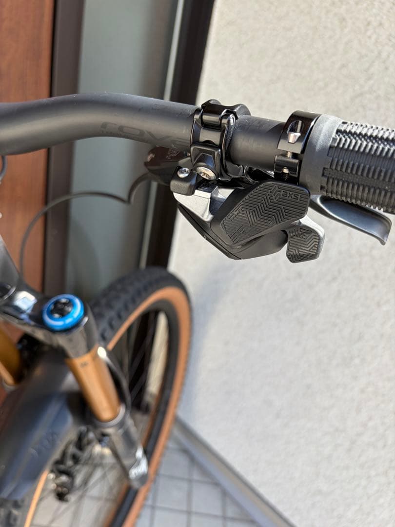 スペシャライズドS-Works KENEVOカーボンフルサス E-MTB