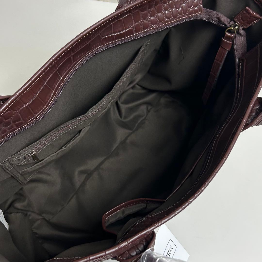 【新品未使用】テットオム/クロコダイル型押しカウレザートートバッグ/牛革/A4可