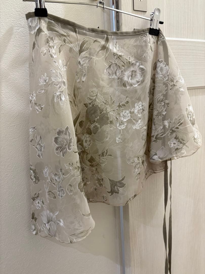 チャコットChacott オシャレなフロッキースカート