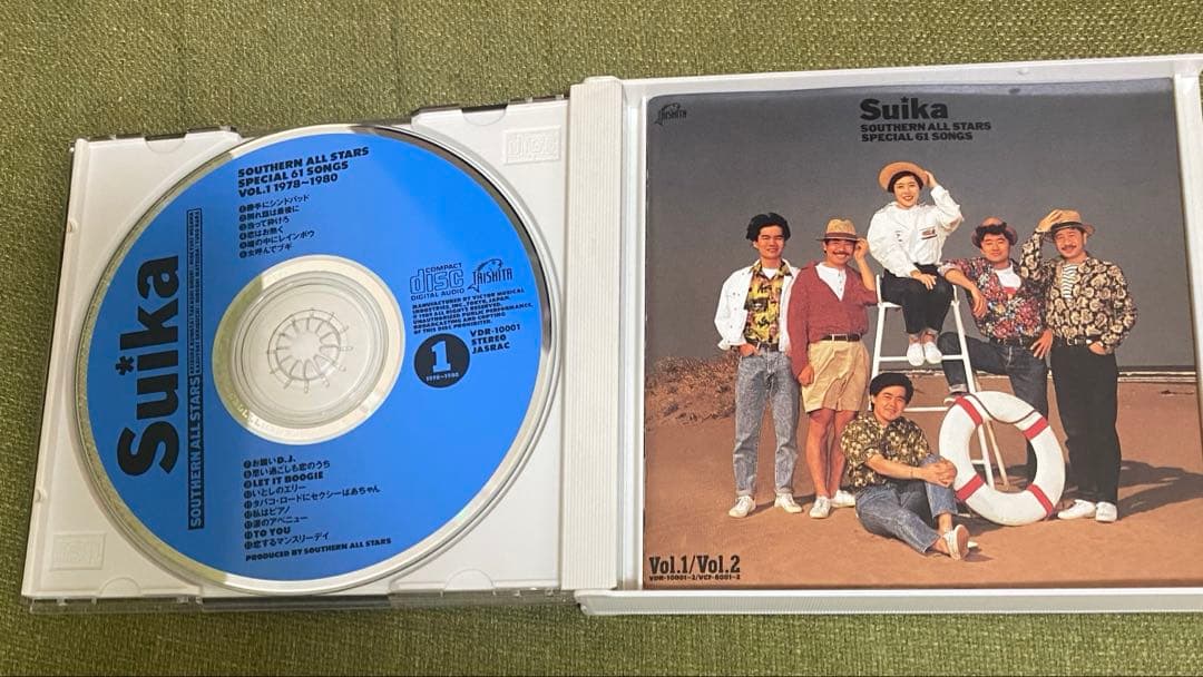 サザンオールスターズ　4枚組CD　ベストアルバム　すいか