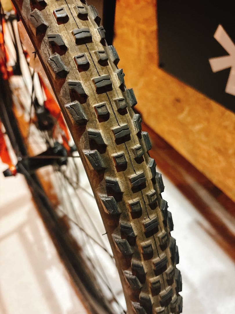 グラベルロード　SPECIALIZED　ＡWOL×poler