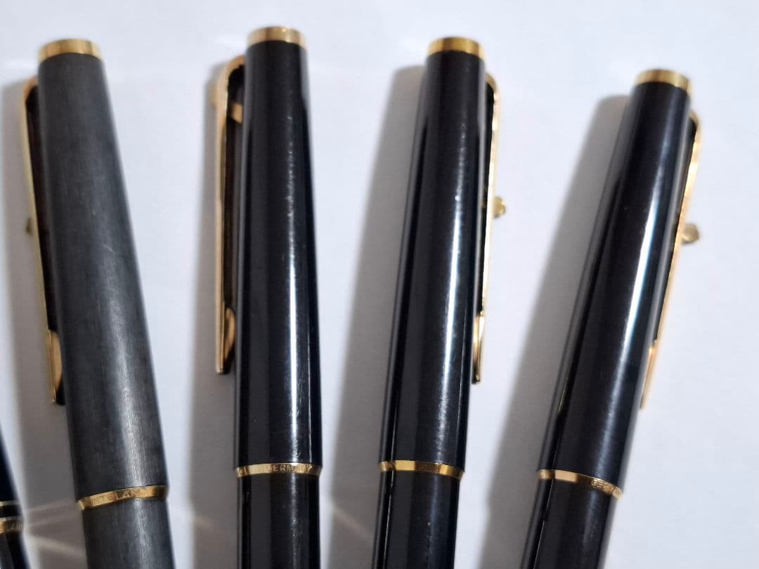 n*u様 MONTBLANC　万年筆4本　ボールペン7本　主にクラシック　ハンマ