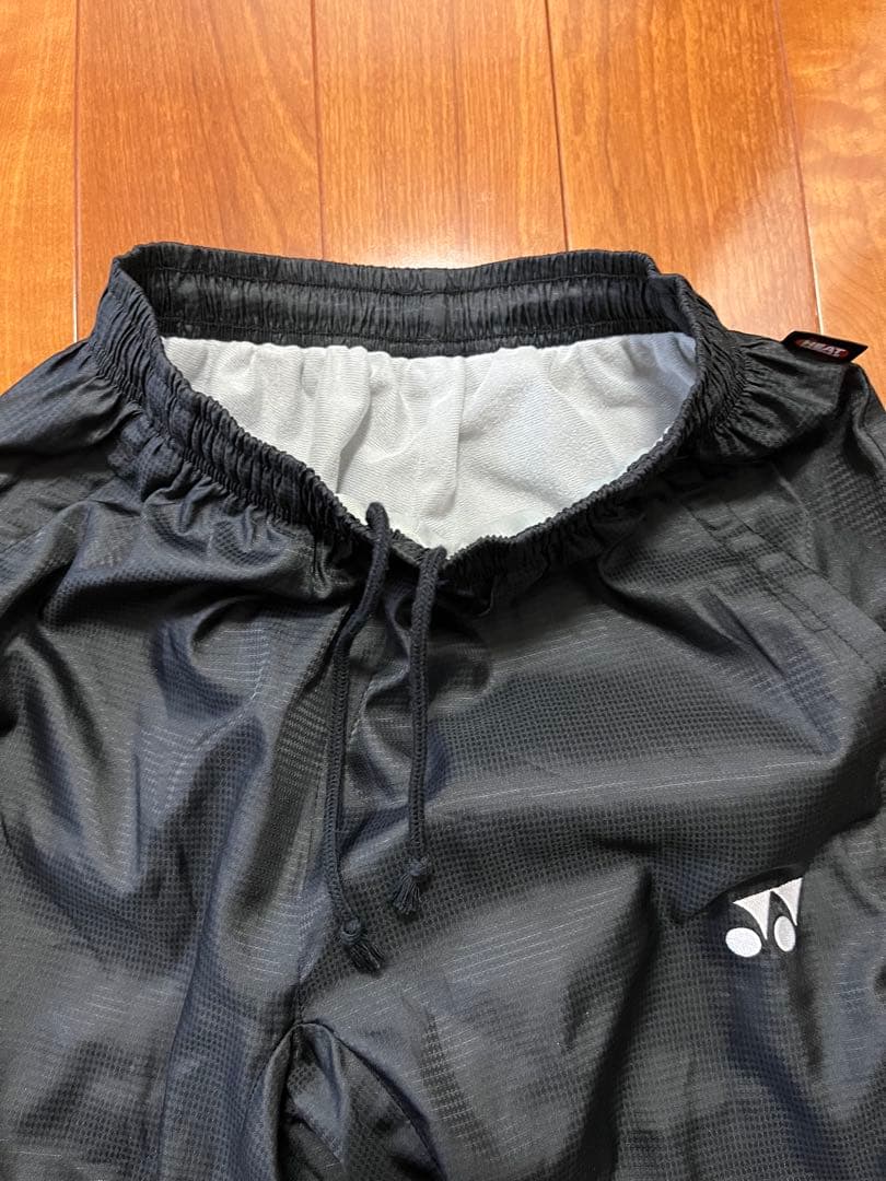 期間限定値下げ❣️ YONEXウィンドブレーカーSS 上下セットHeat素材