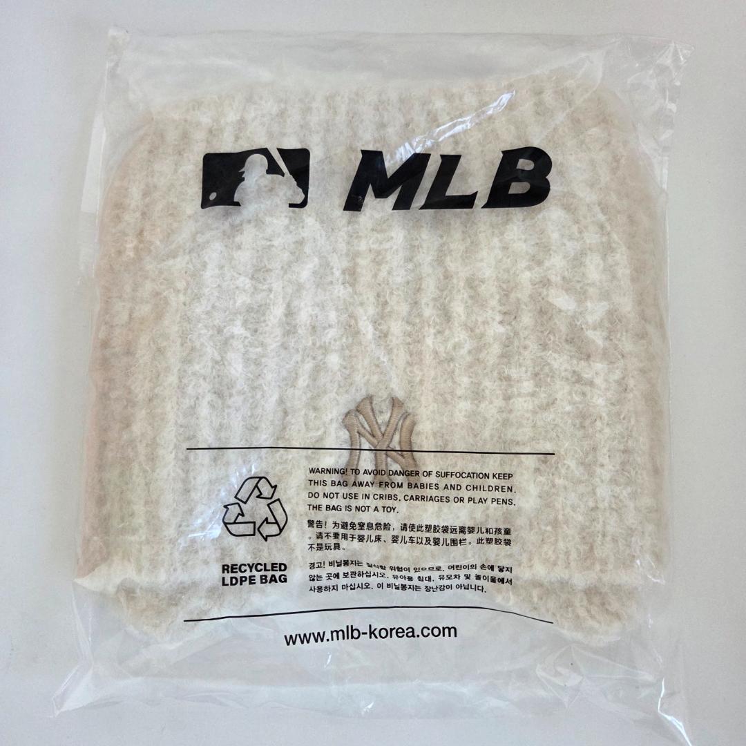 MLB Korea 猫耳 紐付き ビーニー もこもこ 韓国 カリナ セブチ 白