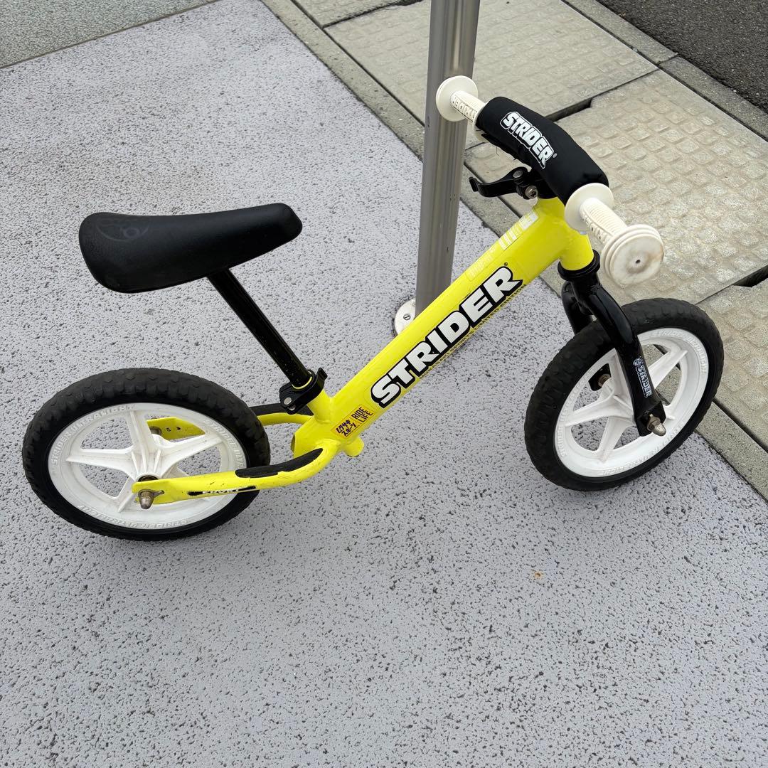 超人気 ストライダー STRIDER スポーツ 12インチ イエロー　正規品