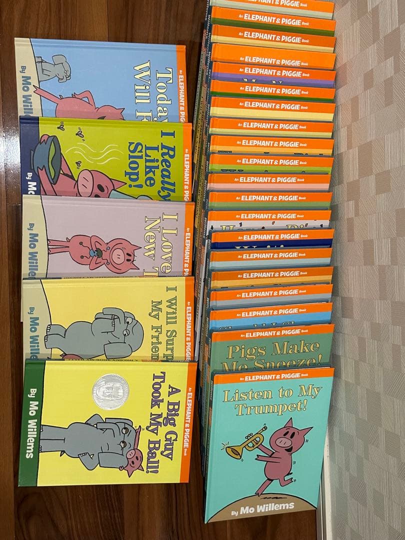 Elephant & Piggie 英語絵本25巻 ブックエンド ぬいぐるみ