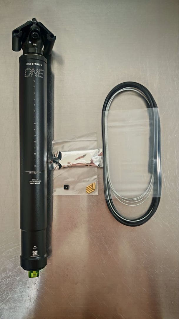 OneUp Components V2 ドロッパーポスト 180mm
