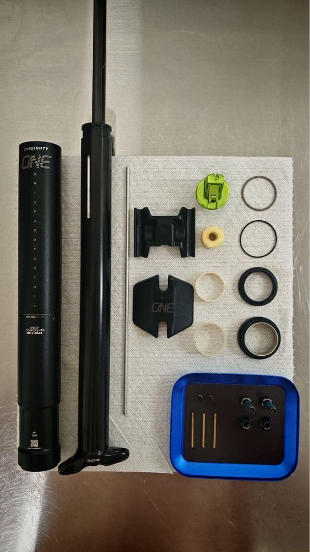OneUp Components V2 ドロッパーポスト 180mm