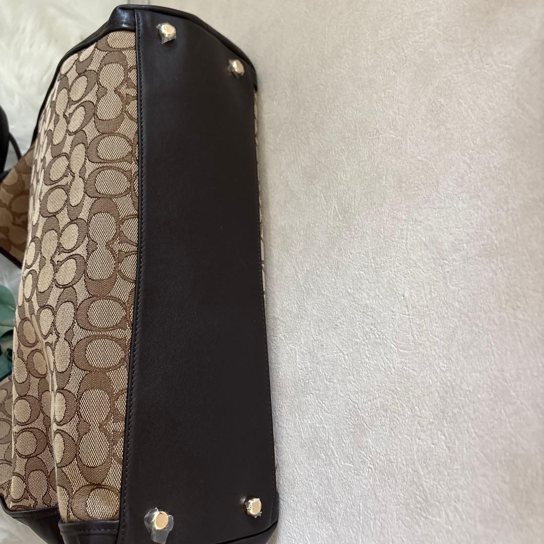 【美品】coach / イーディー /シグネチャージャガード　茶色