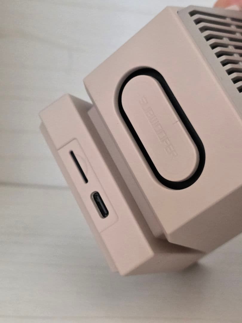 Divoom MiniToo レトロピクセル　Bluetooth　スピーカー