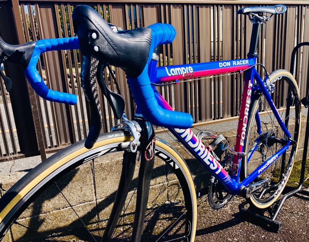 FONDRIEST DON RACER lampreカラー　ロードバイク