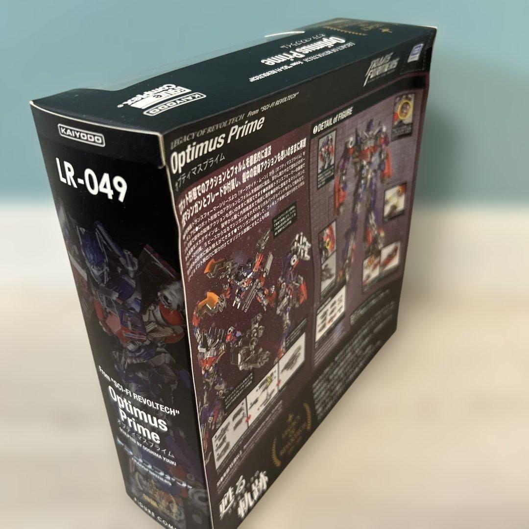 t704 特撮リボルテック オプティマスプライム 海洋堂