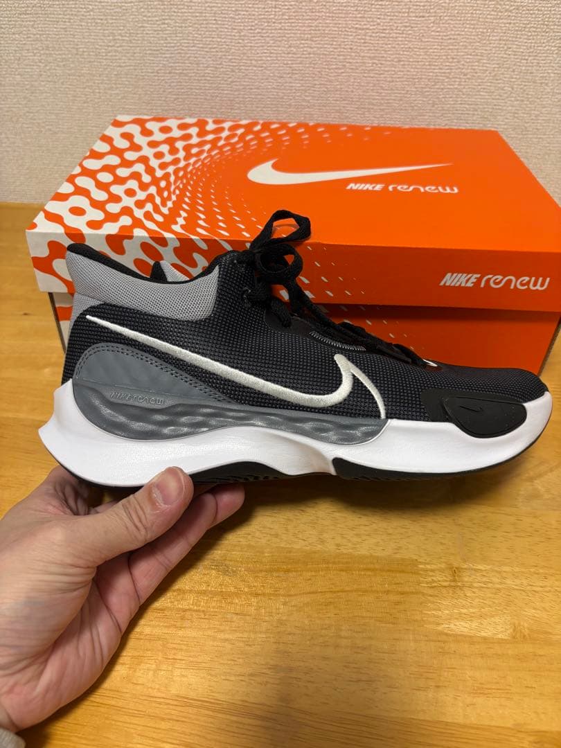 【新品】Nike Renew バスケットボールシューズ 26.5cm