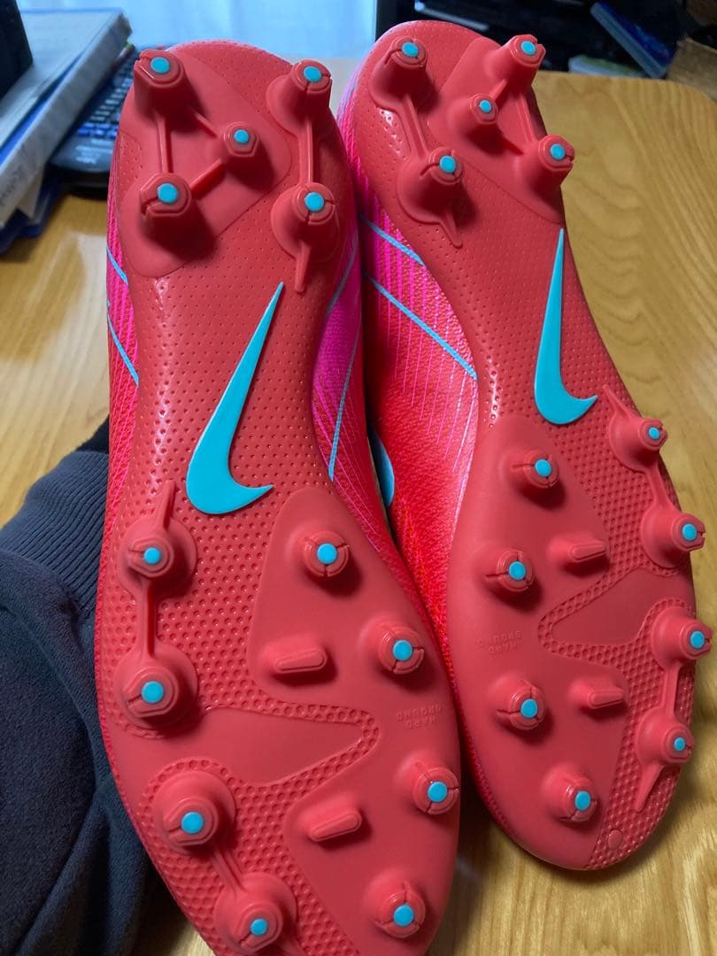 【サッカースパイク】NIKEマーキュリアル27.5cm