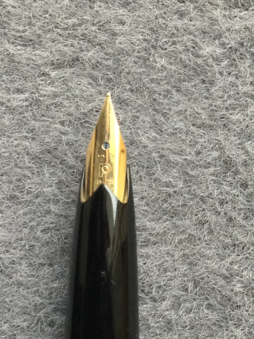 も*う様 PLATINUM 22K(中字)万年筆 ブラック　(当時物)