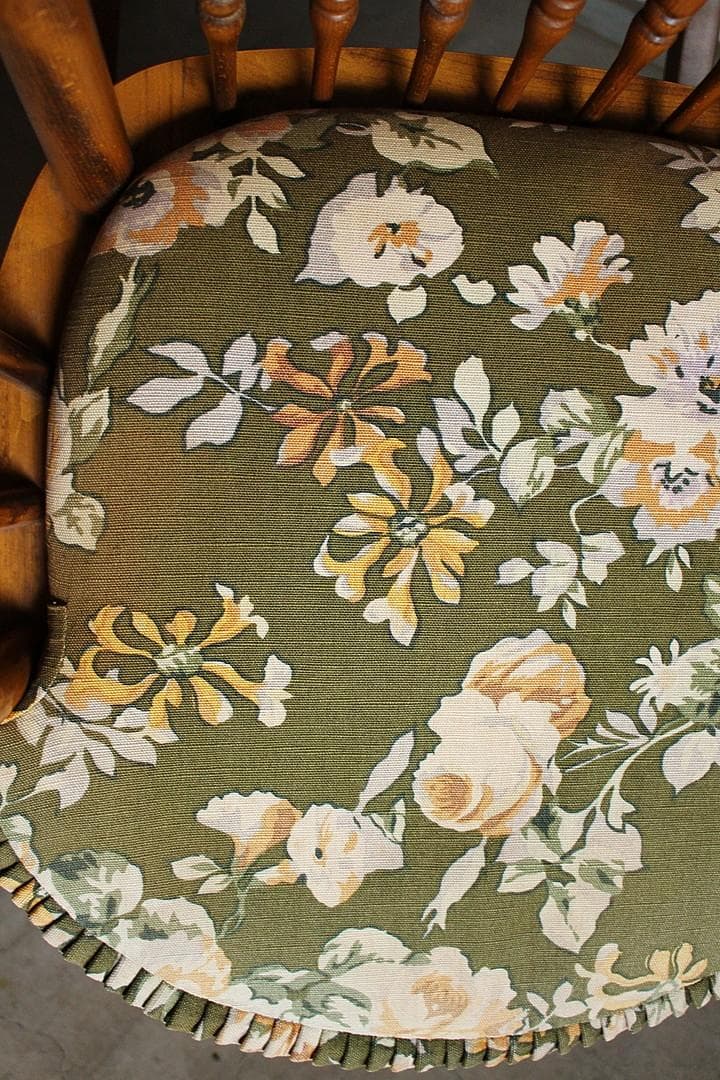 TOYO FURNITURE　ロッキングチェア　東洋　花柄