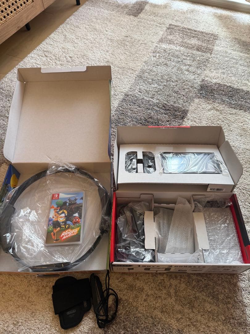 Nintendo Switch本体 + Ring Fit Adventure