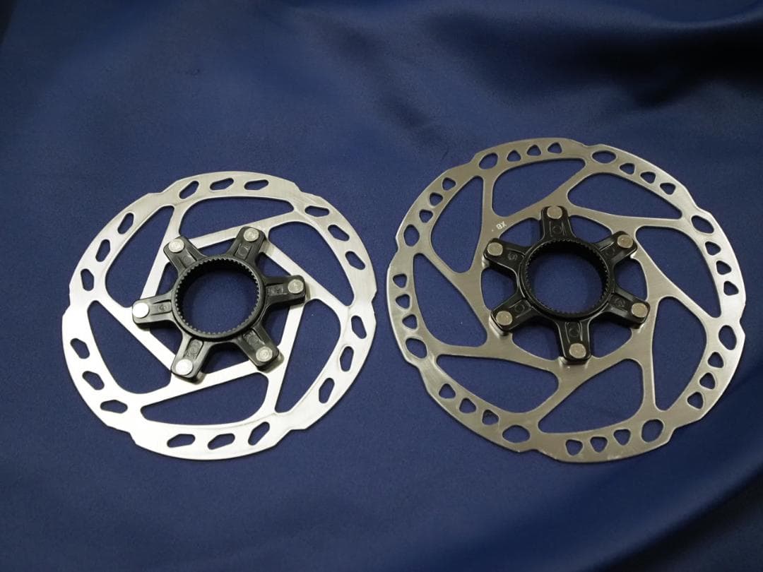 未使用 105 シマノ ブレーキローター 前後セットSM-RT64