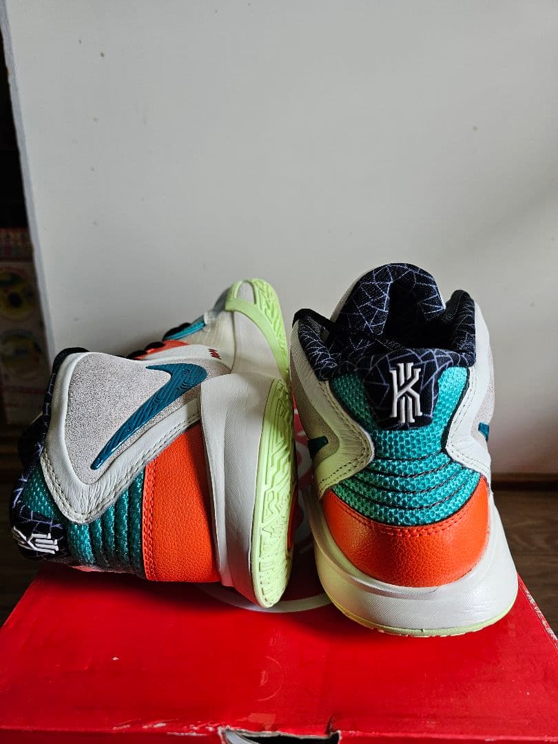 シューズ(男性用) Nike Kyrie 8 \"Chinese New Year\" 27.5cm